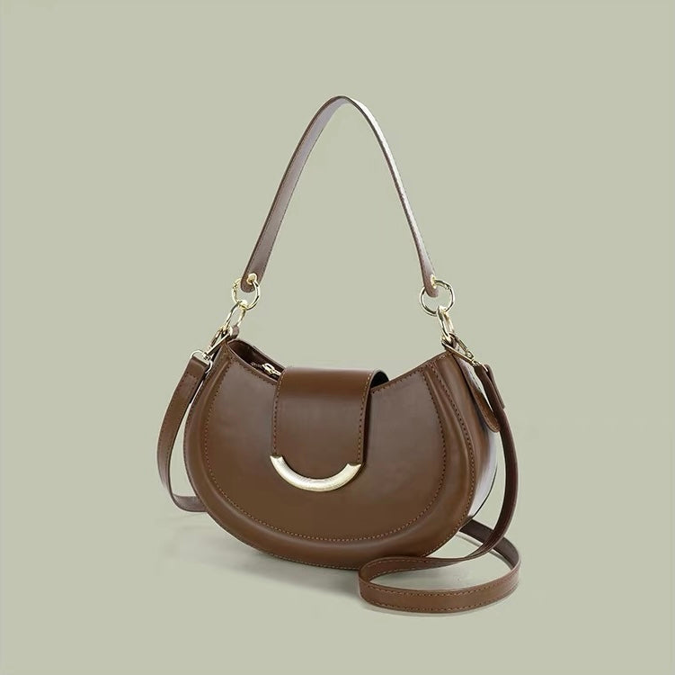 #119 half-moon Bag