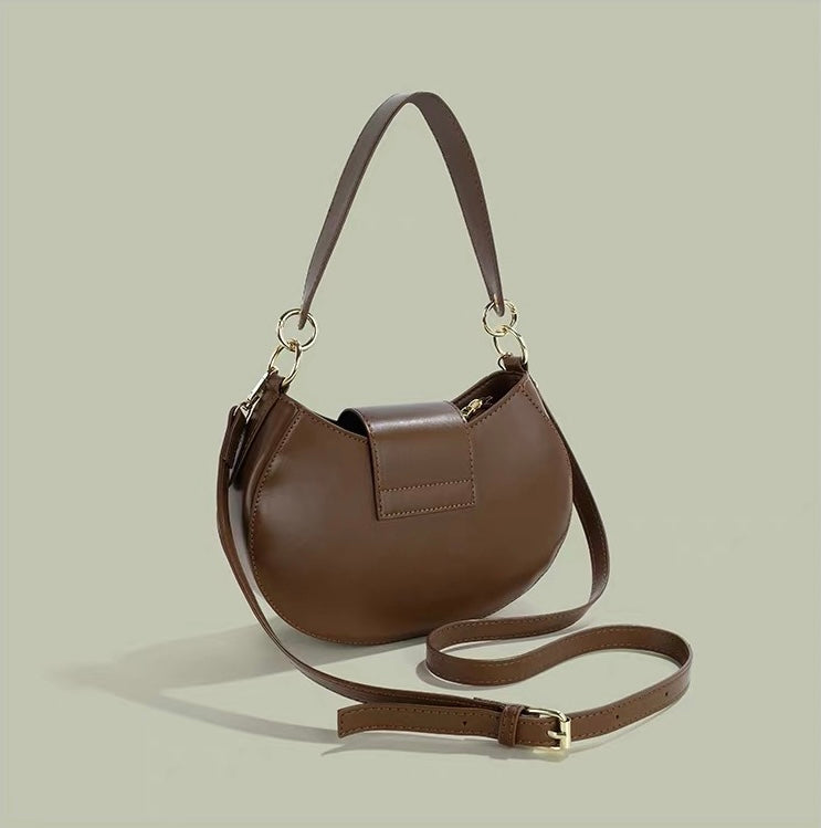 #119 half-moon Bag