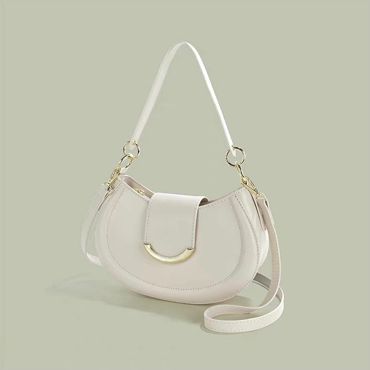 #119 half-moon Bag