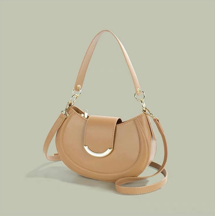 #119 half-moon Bag