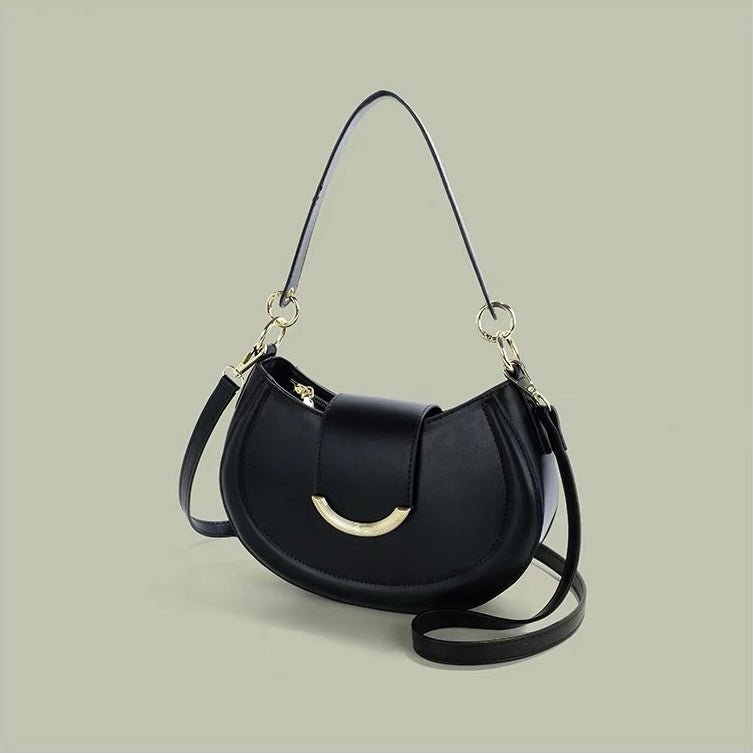 #119 half-moon Bag